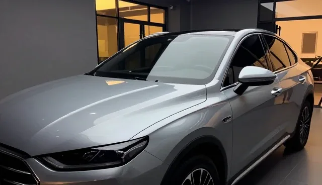 汽车贴膜市场发展对轮胎更换服务的影响分析
